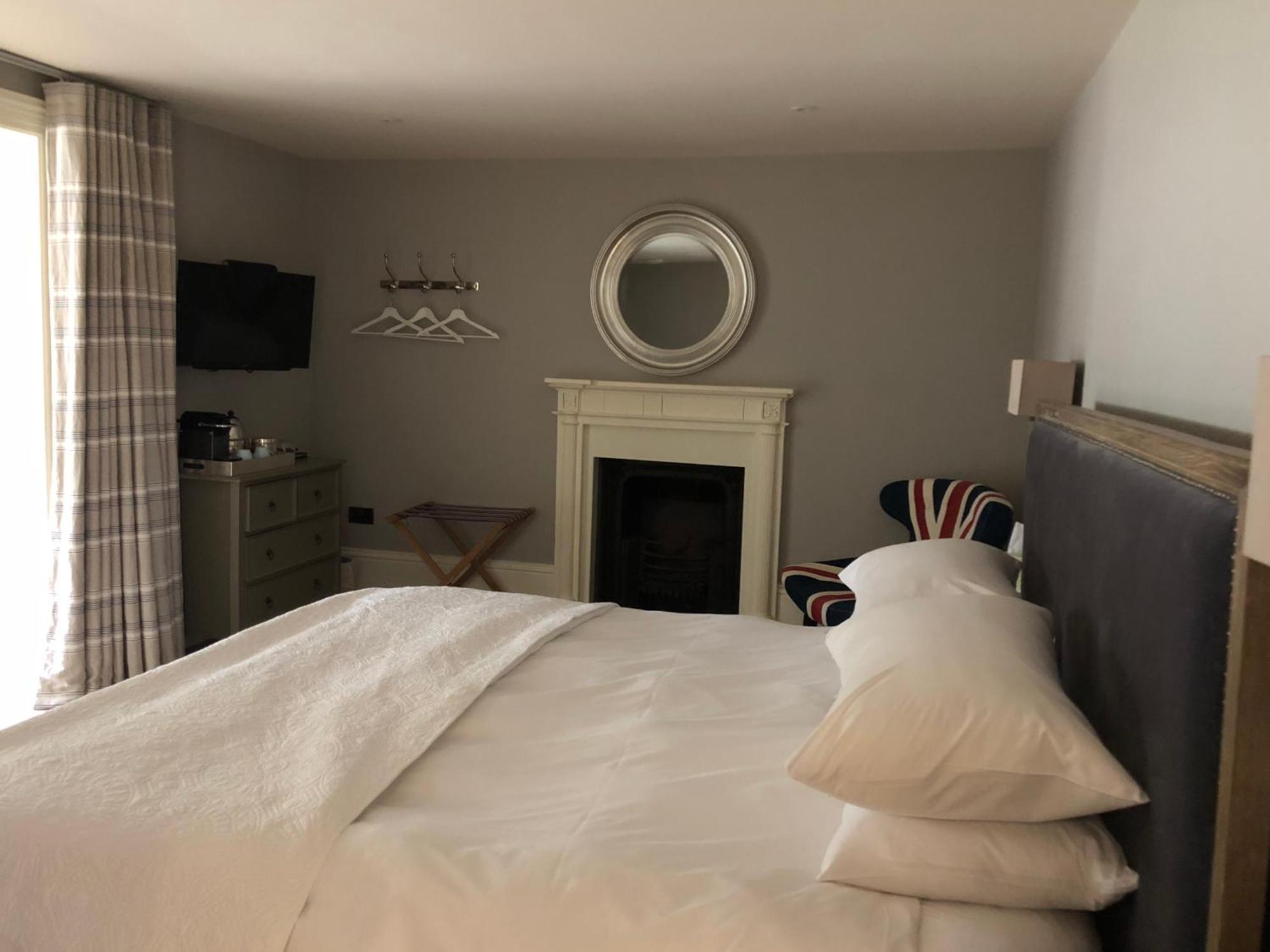The White House 4*