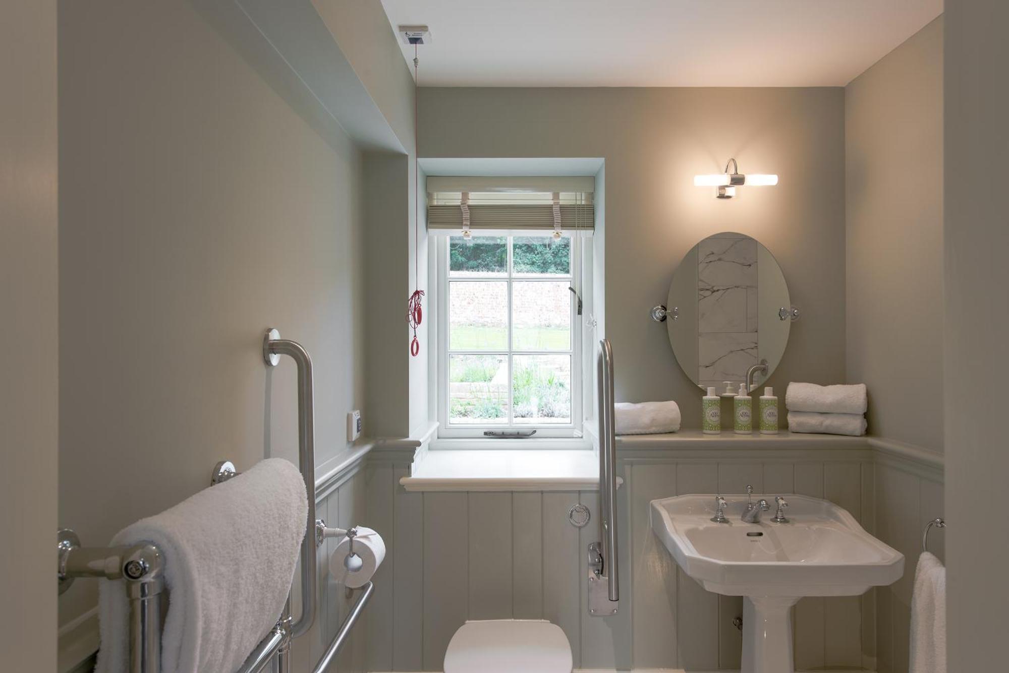 The White House Bed & Breakfast 4*