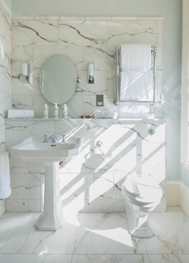 The White House 4*